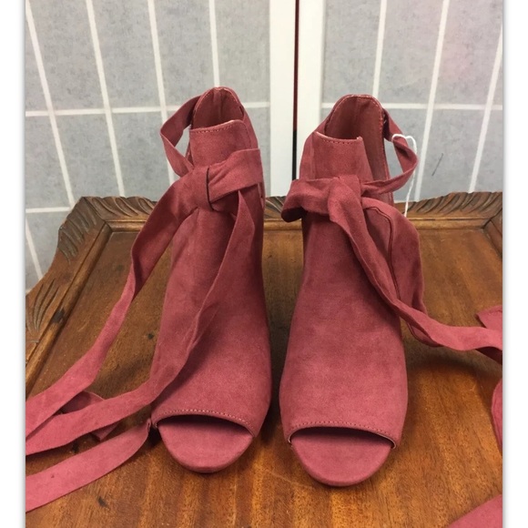 JustFab, Women, heels 4.5”, pink,fabric, size7.5.: - Picture 2 of 11